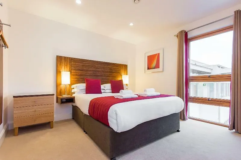 Premier Suites Bristol Cabot Circus-1