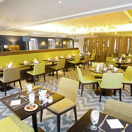 Doubletree By Hilton Bristol North-2