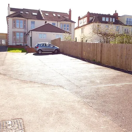 Filton Guest House-2